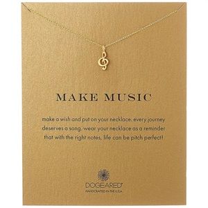 "Sara" make music 🎶 🎼 🎵 💕 Gold Necklace Dainty
